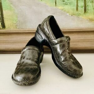 B.o.c Clogs Womens Size 6 Born Peggy Croc Embossed Vegan Leather Comfort Slip-on